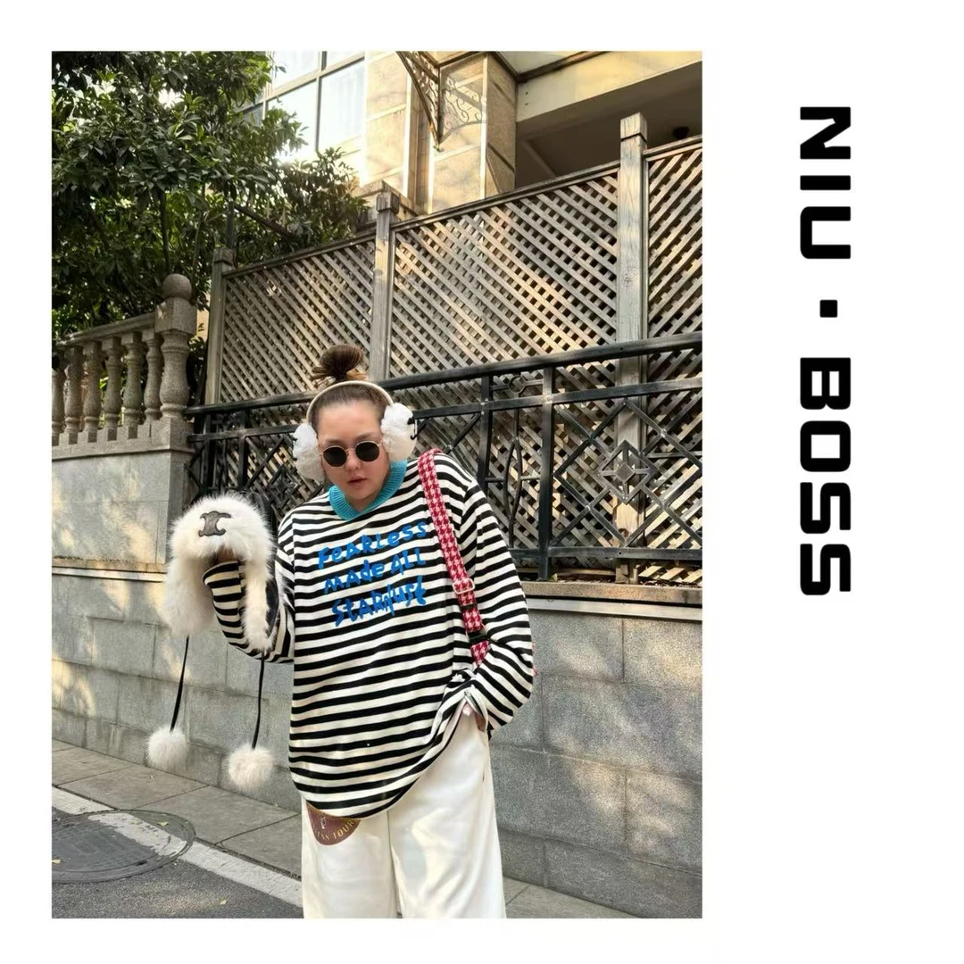 Three Ten. N大码250斤【韩系】设计拼接针织领重工条纹字母T恤