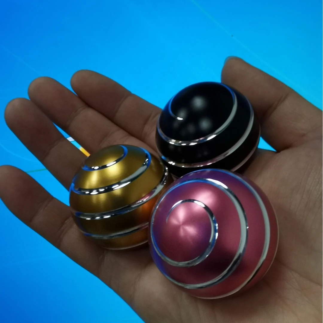 桌面陀螺桌面旋转陀螺球面合金减压玩具