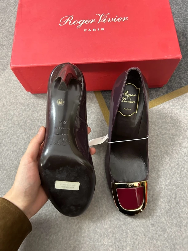 99新 Roger Vivier/罗杰·维威耶 RV褐色高跟鞋99新三八半码