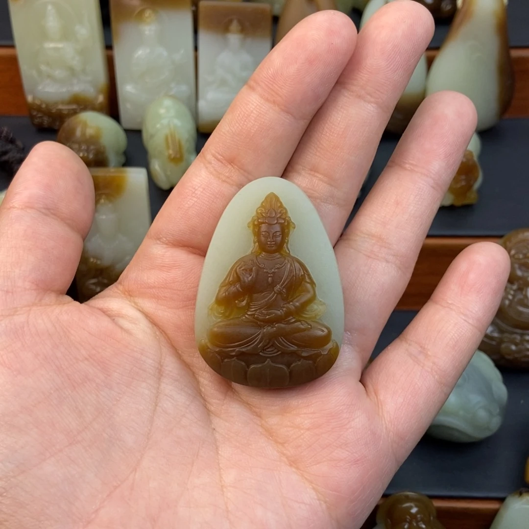 和田玉（糖玉）未镶嵌颈饰好**安定制