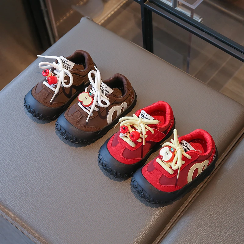 女童运动鞋可爱卡通休闲鞋2025秋季新款儿童软底防滑宝宝鞋250240