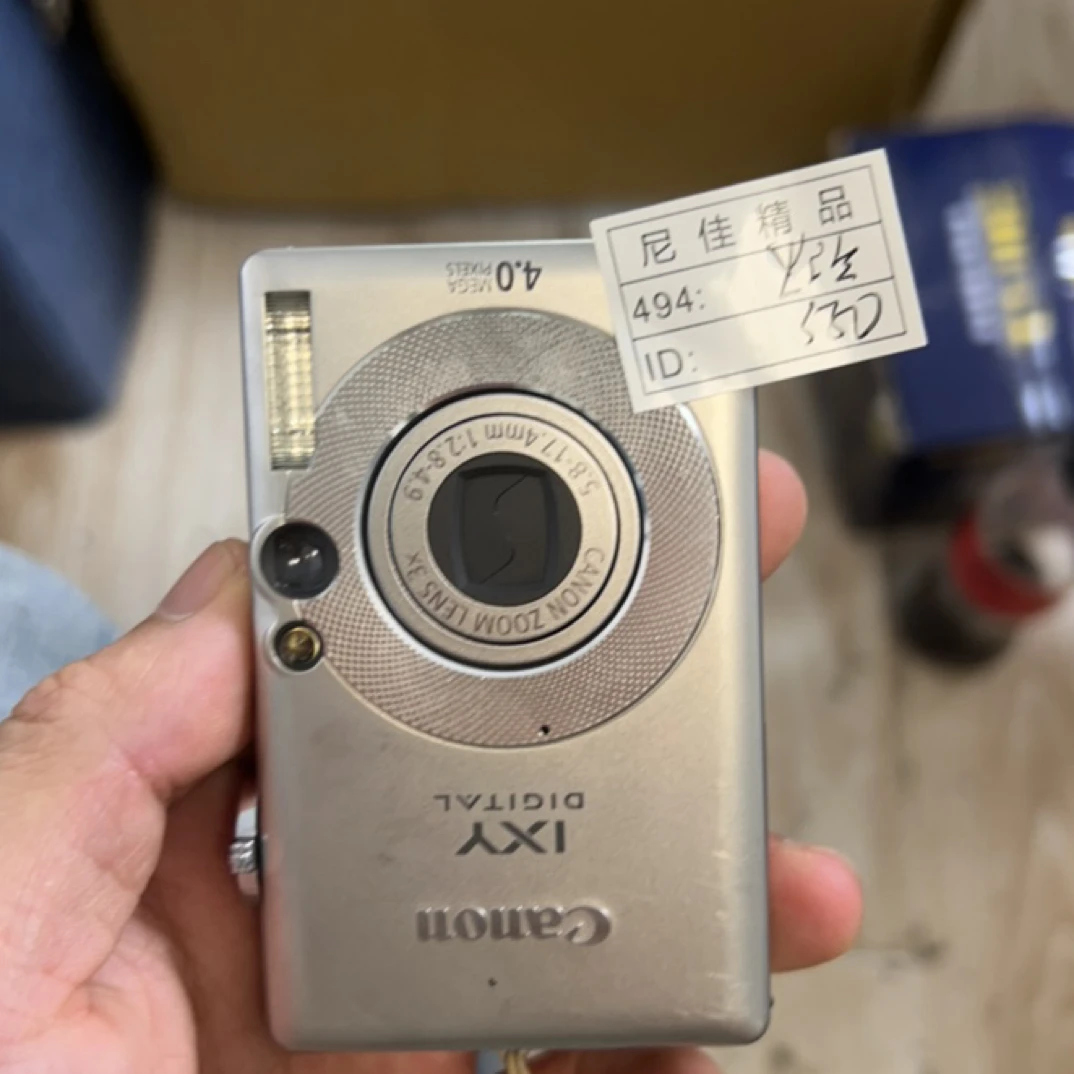 9新 佳能 卡口 二手单反相机/镜头（无配件）