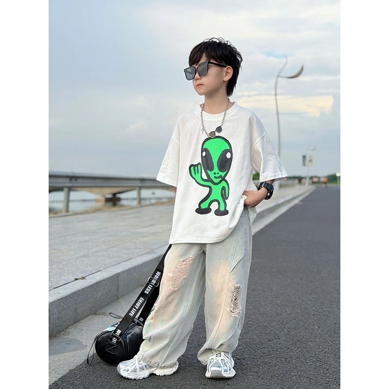 夏季洋气男童外星人印花短袖中大童休闲百搭简约打褶破洞长裤套装