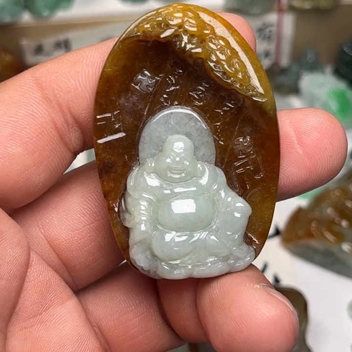 翡翠未镶嵌颈饰逍遥佛