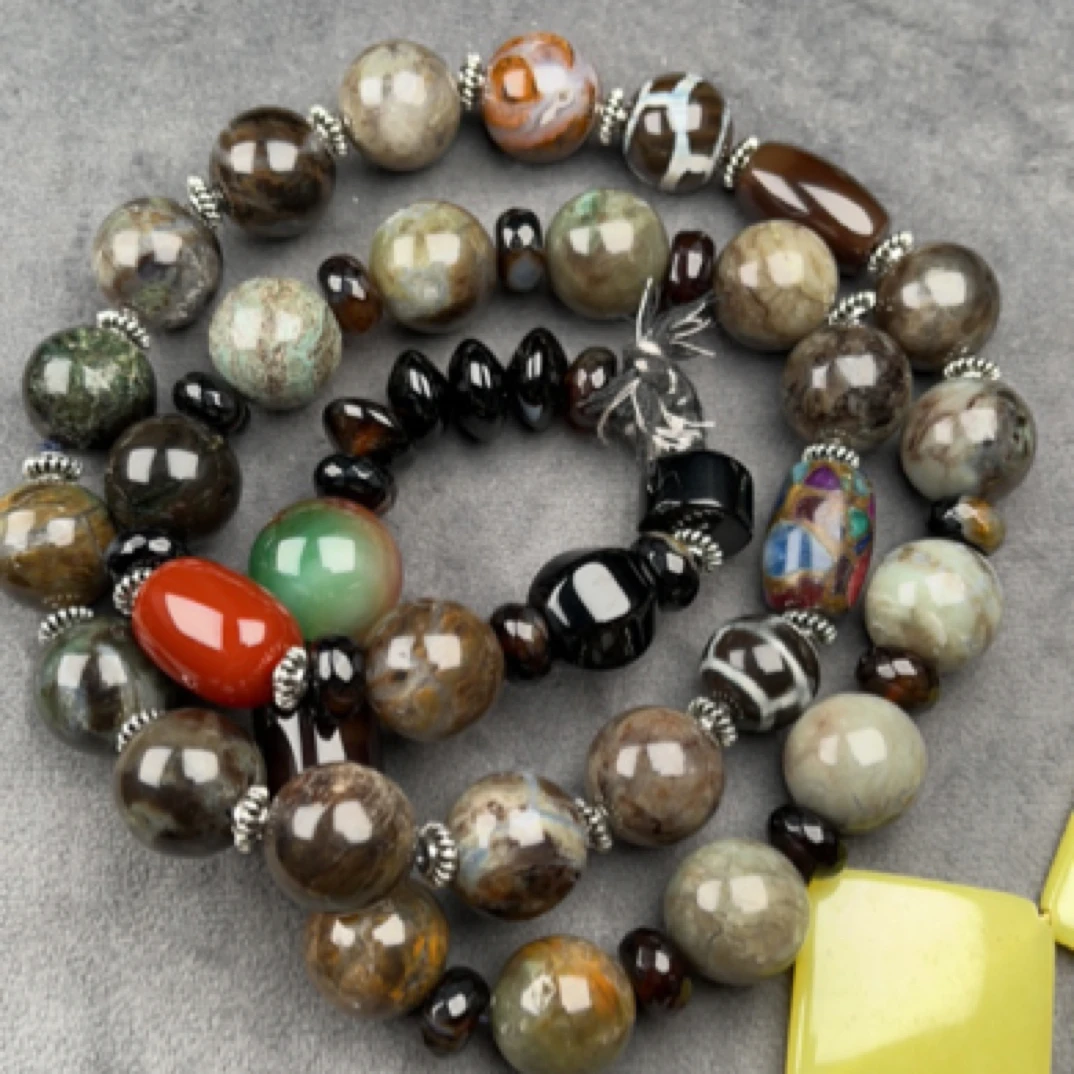 新款时尚个性优雅复古原创设计天然野石头项链