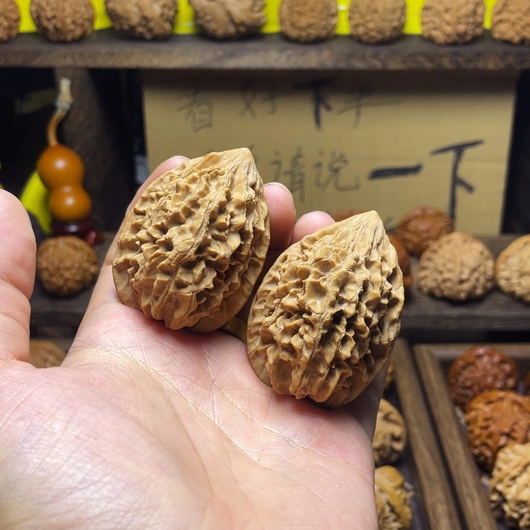 福利瑕疵招财鼠手把