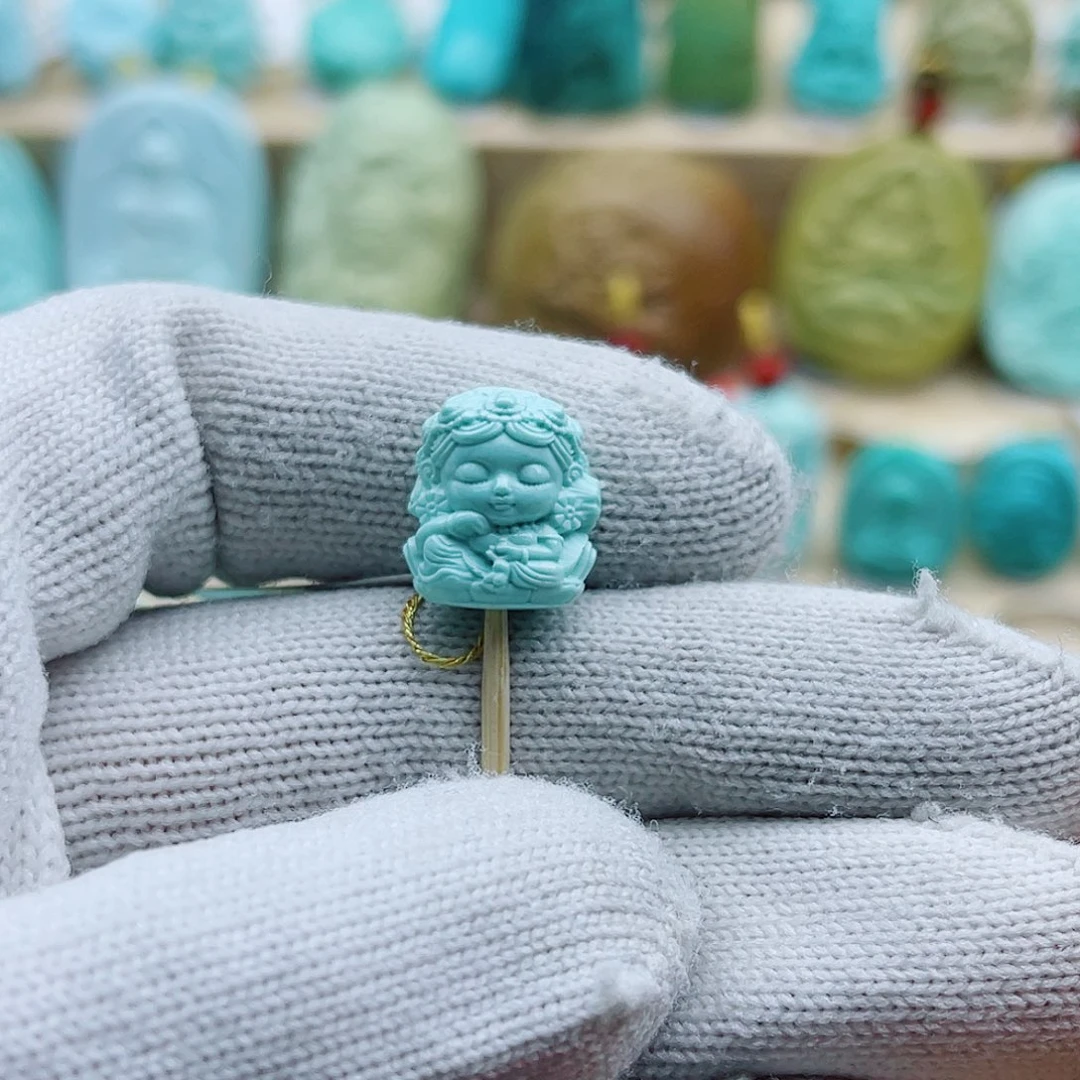 绿松石未镶嵌珠宝奇石