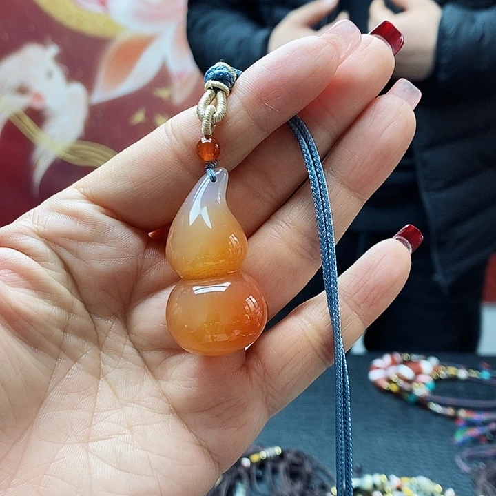 玛瑙/玉髓颈饰合金