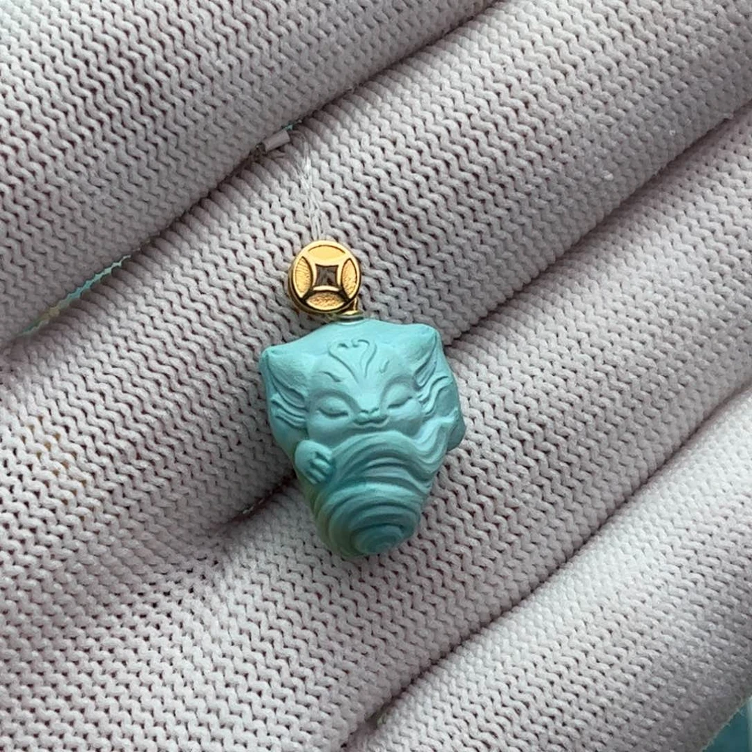 18K金镶嵌绿松石珠宝奇石