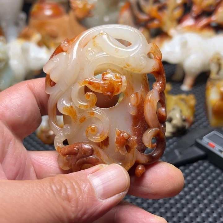 和田玉（糖玉）未镶嵌挂件