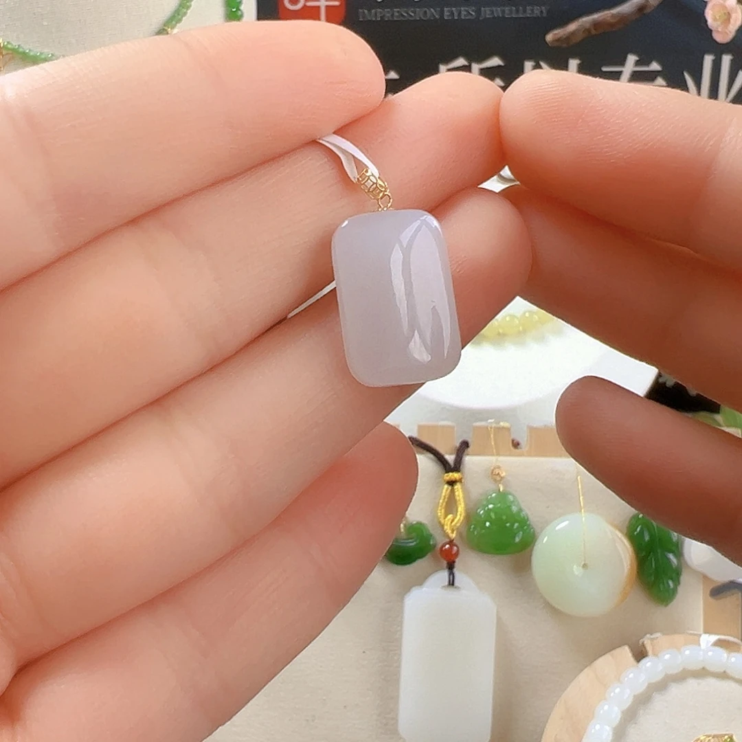 和田玉18K金镶嵌颈饰sj