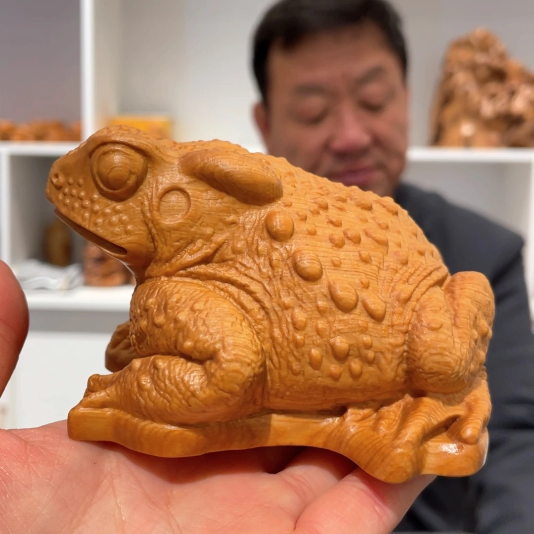 【闪购商品】柏木（崖柏）金蟾摆件