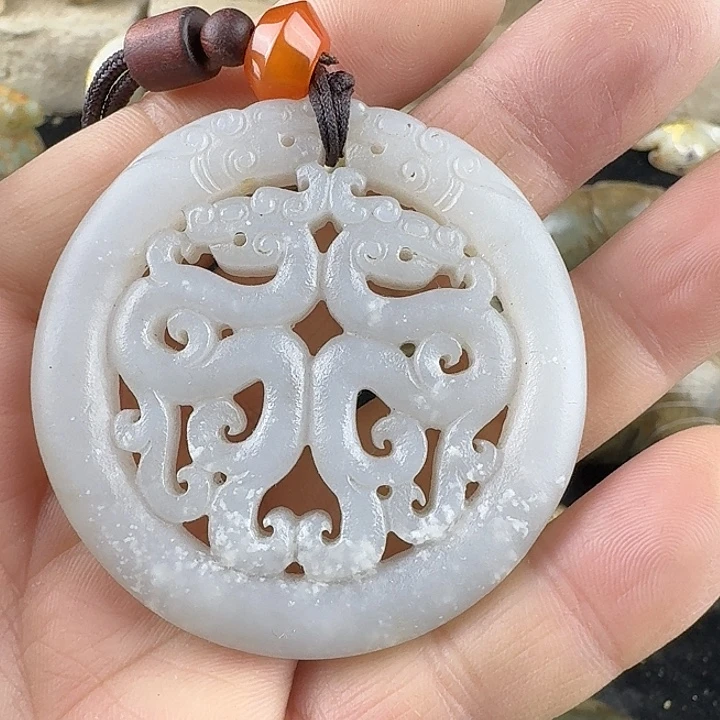 和田玉未镶嵌颈饰