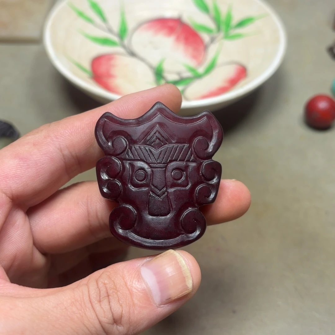这个物件很老气啊