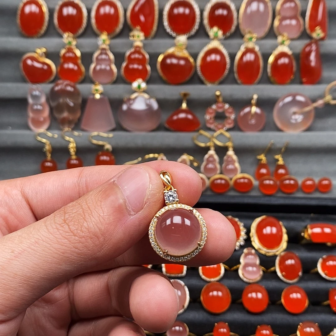 南红玛瑙银S925镶嵌颈饰