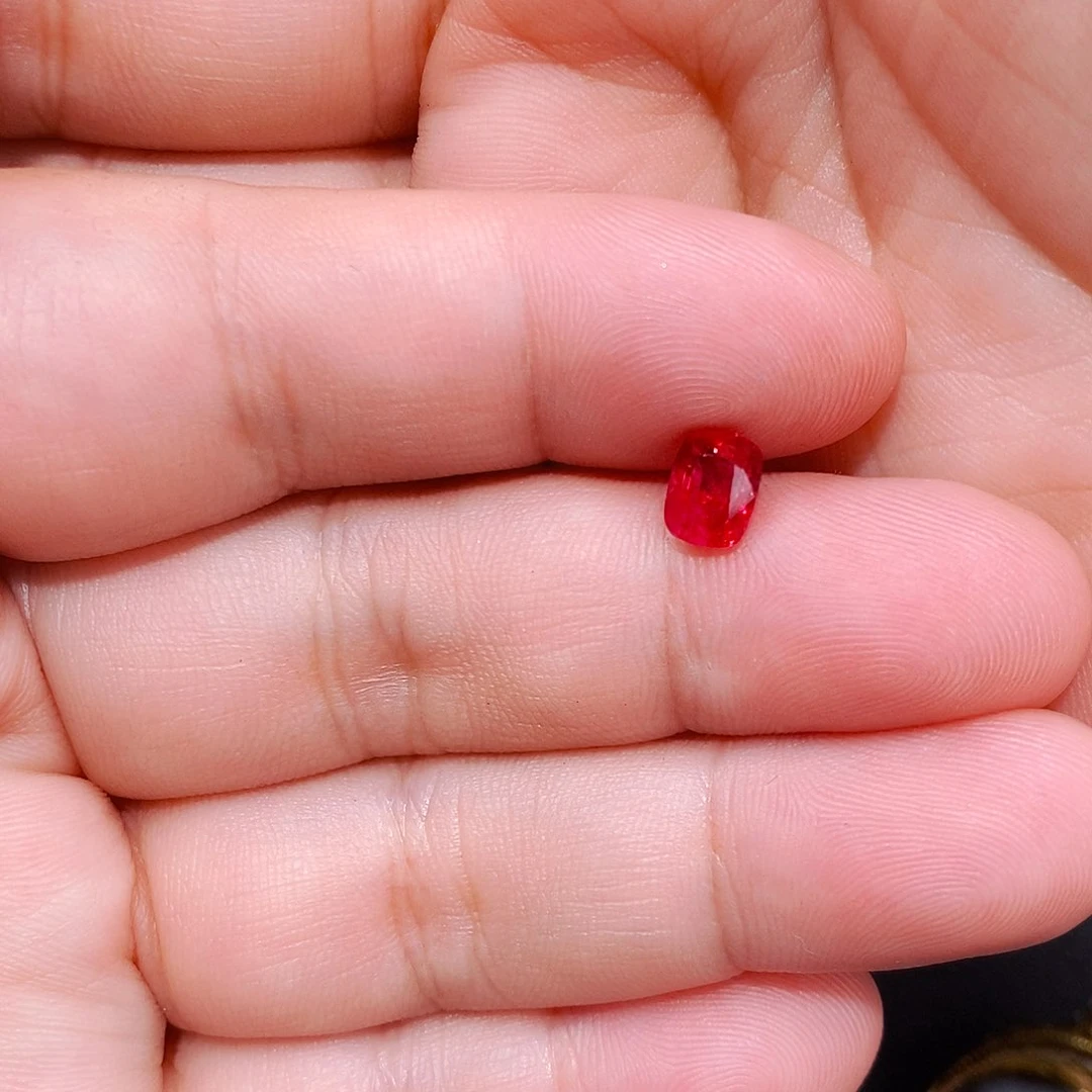 裸石尖晶石356778