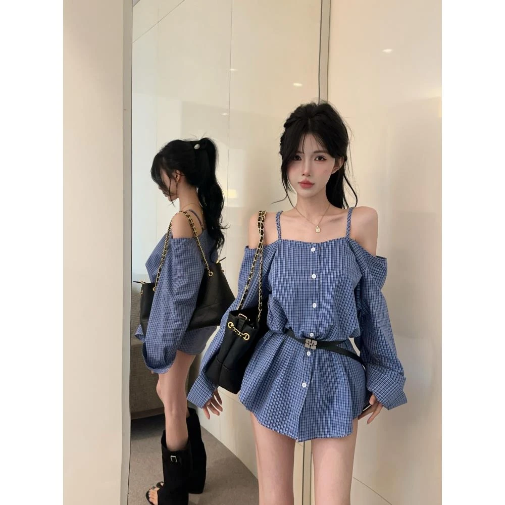蓝色条纹长袖衬衫女秋季中长款一字肩吊带上衣配腰带巨好看的衬衣