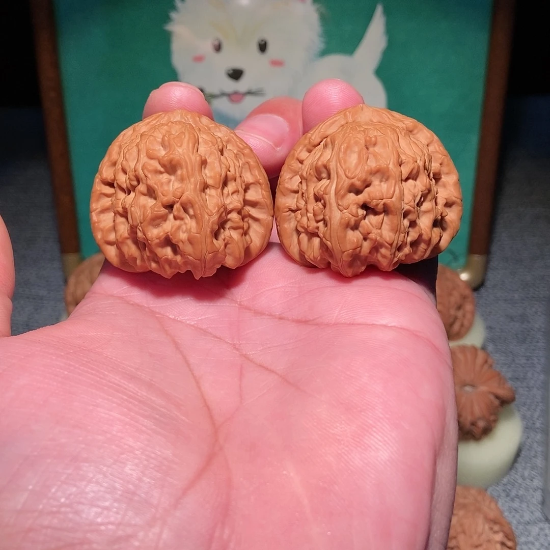 文玩核桃把件全品三角白