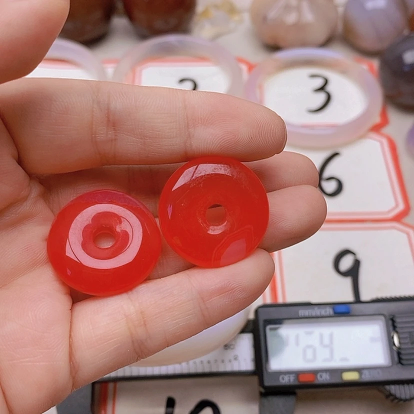 【闪购商品】玛瑙/玉髓未镶嵌珠宝半成品瑞**河