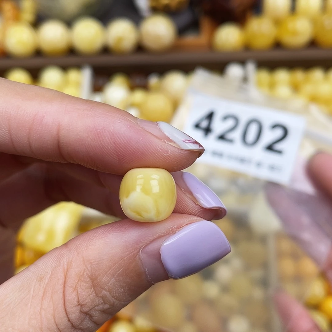 未镶嵌蜜蜡珠宝奇石11.1