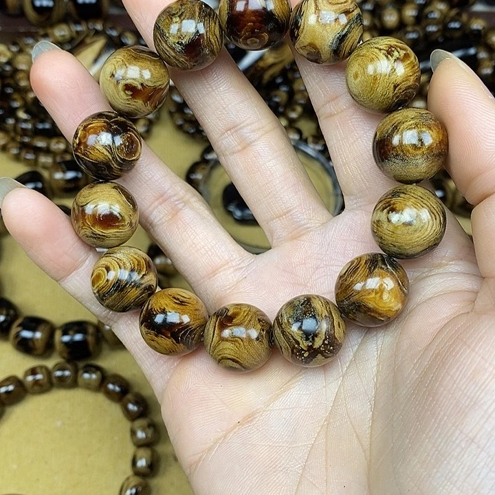 香榧木草**丁血柳16圆珠精品