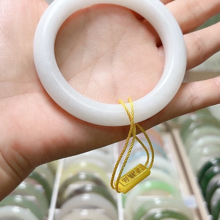 未镶嵌手镯和田玉白玉