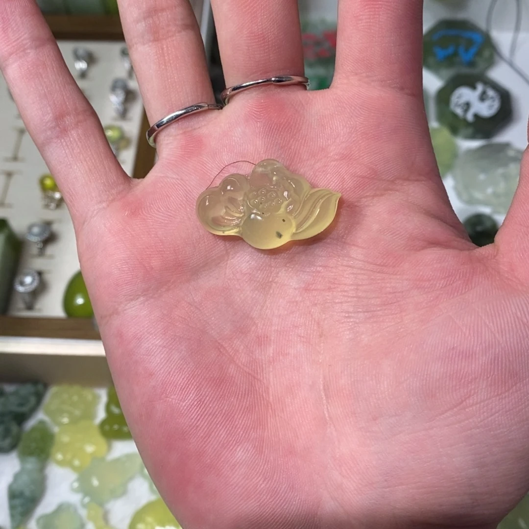未镶嵌岫玉吊坠(不含链)