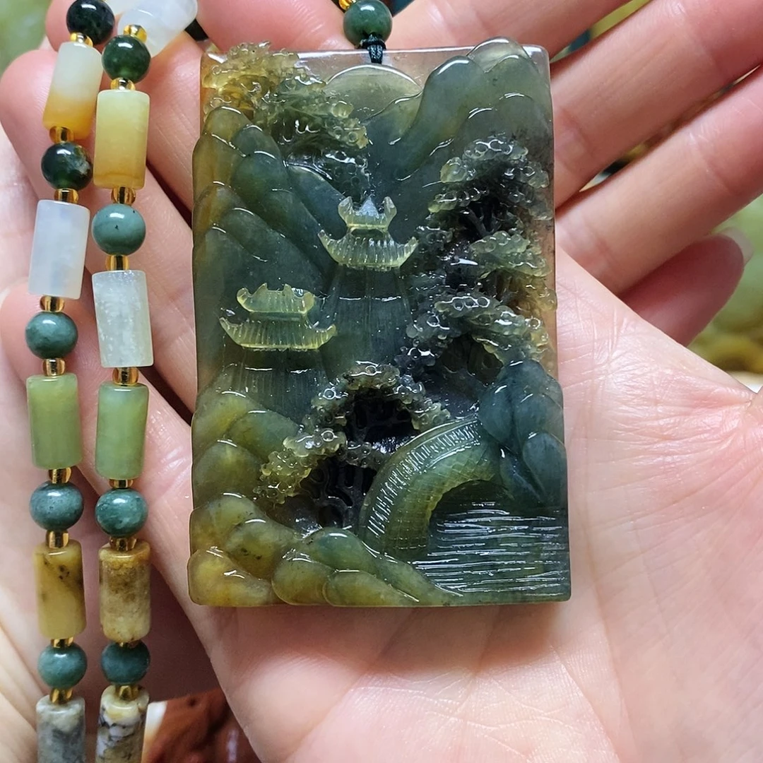 岫玉未镶嵌吊坠(赠链)