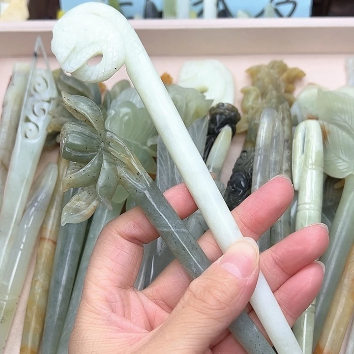 蛇纹石玉未镶嵌发簪