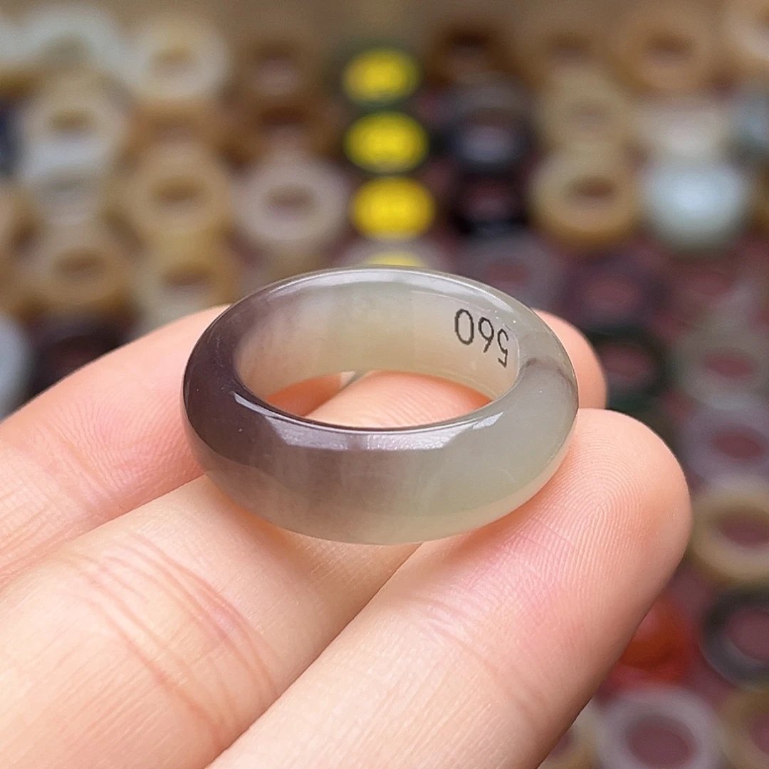 和田玉未镶嵌戒指18.4紫翠