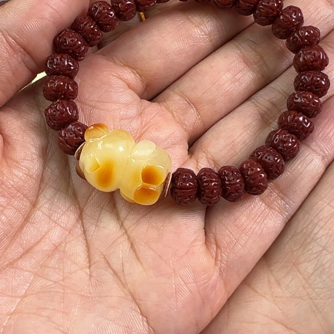 蜜蜡颈饰未镶嵌?***?蜜蜡