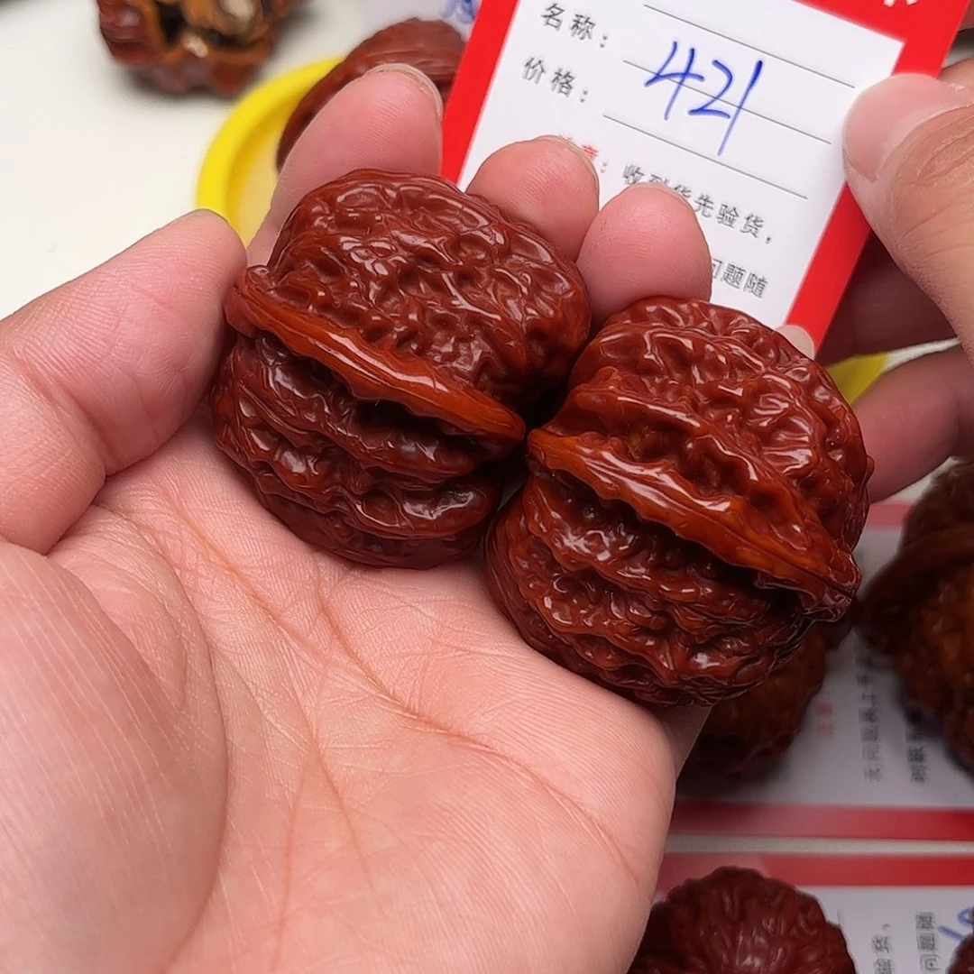 微***笑421。 41尺。 白狮子