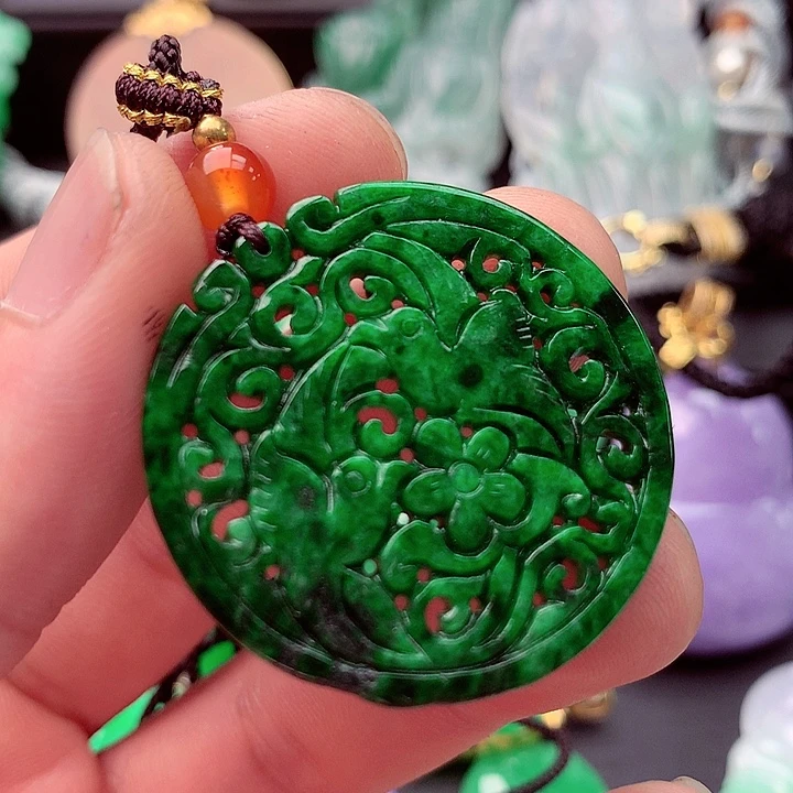 吊坠(不含链)未镶嵌翡翠