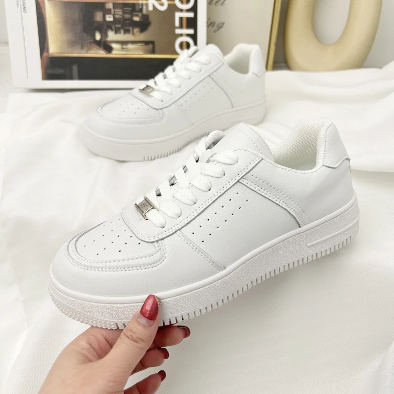2025厚底休闲透气休闲板鞋平底鞋时尚小白鞋668-17