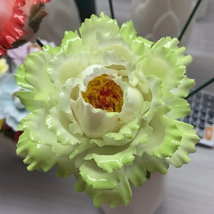 陶瓷纯手工捏花设计