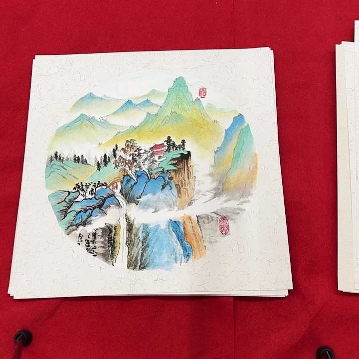 国画花鸟等多种鸟类的栖息