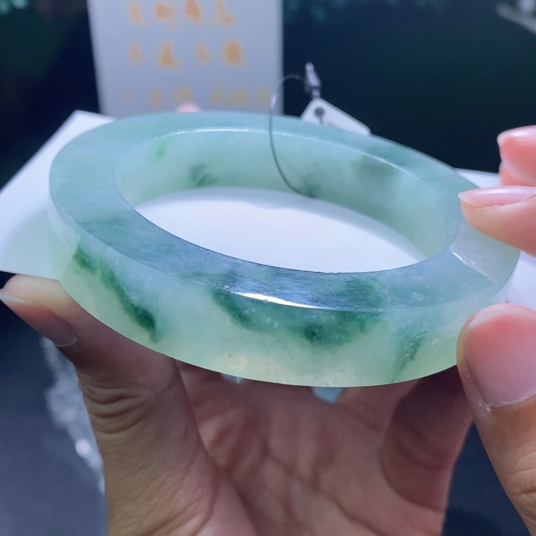 未镶嵌翡翠定制翡翠