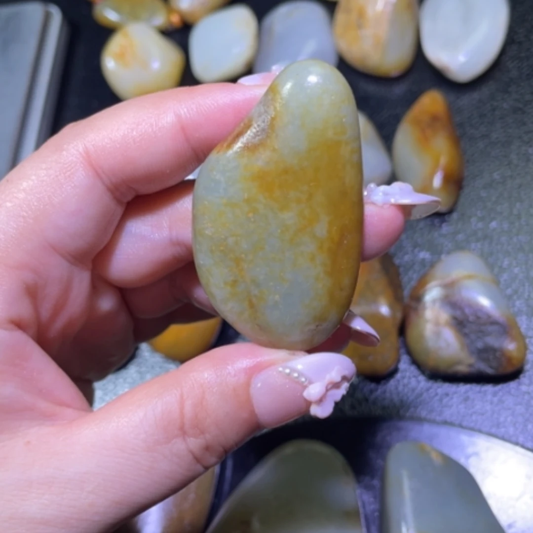 【闪购商品】颈饰未镶嵌和田玉