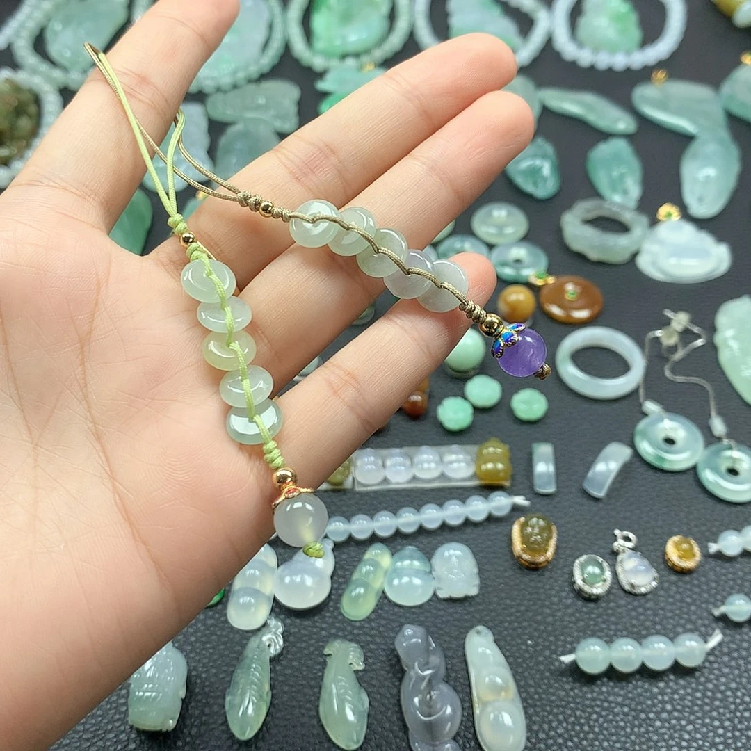 翡翠未镶嵌颈饰手机挂多样性发货