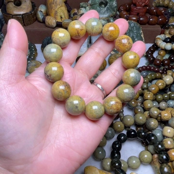 W***T岫岩河磨玉（透闪石质玉）未镶嵌颈饰