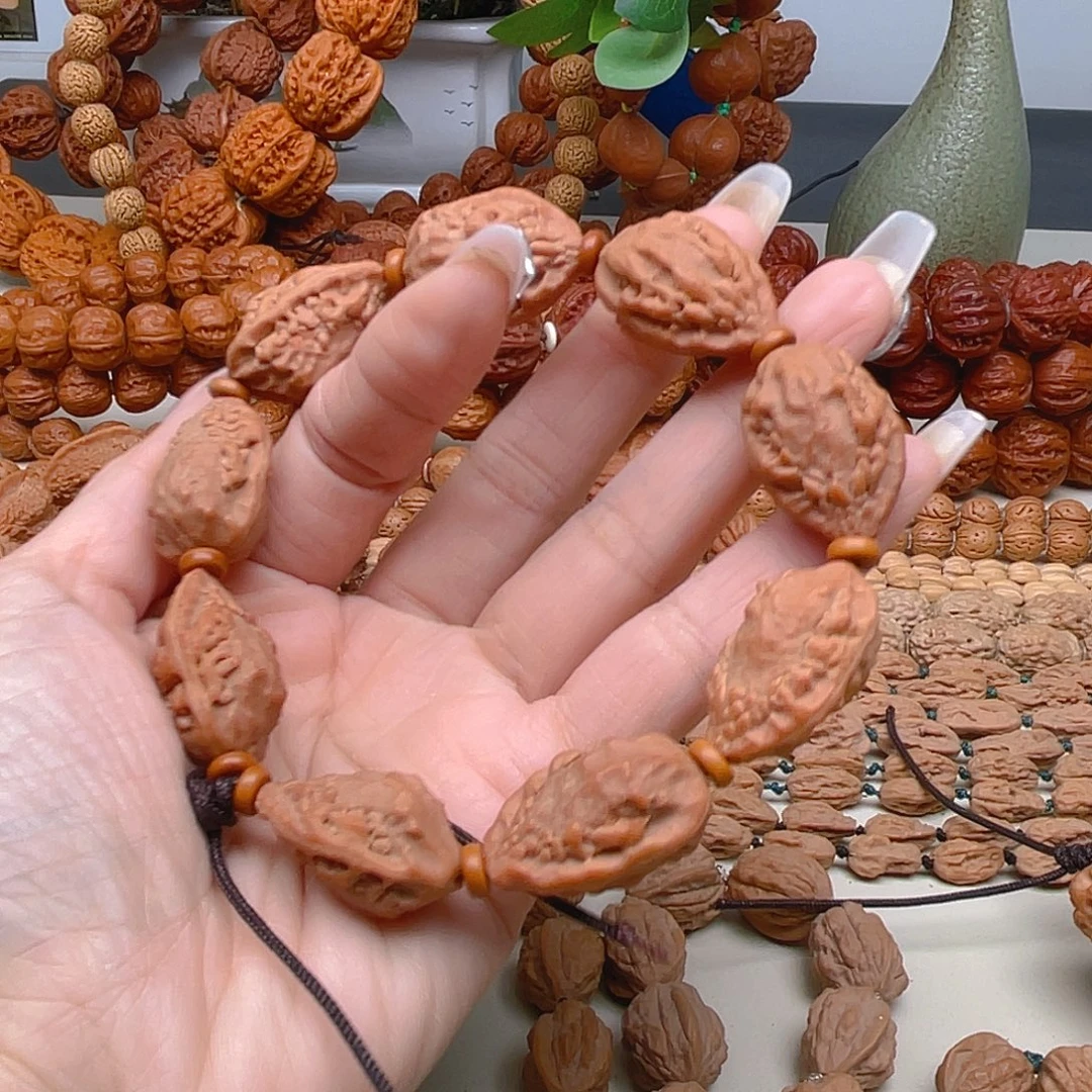 木***生吊坠文玩核桃麒麟