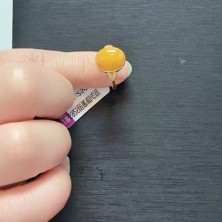 蜜蜡颈饰银S925镶嵌仓库