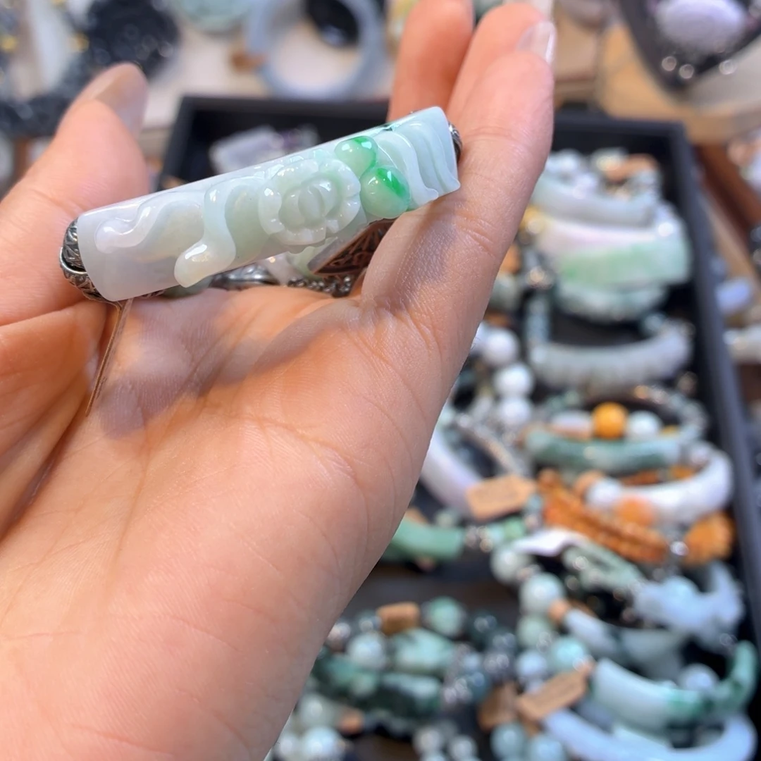 丸***青未镶嵌挂件翡翠手串