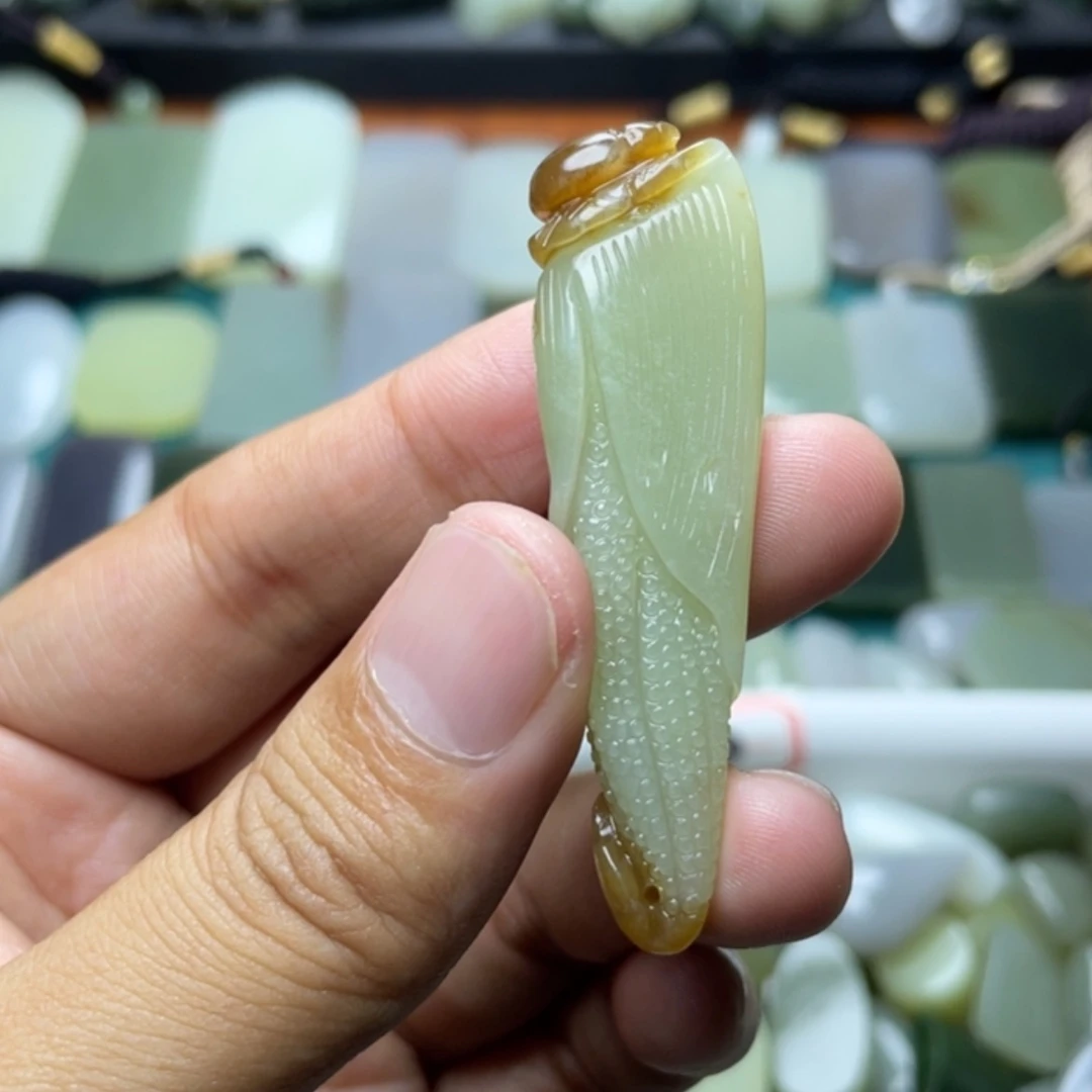 【闪购商品】颈饰未镶嵌和田玉