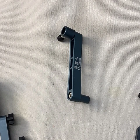 加长过桥划痕。