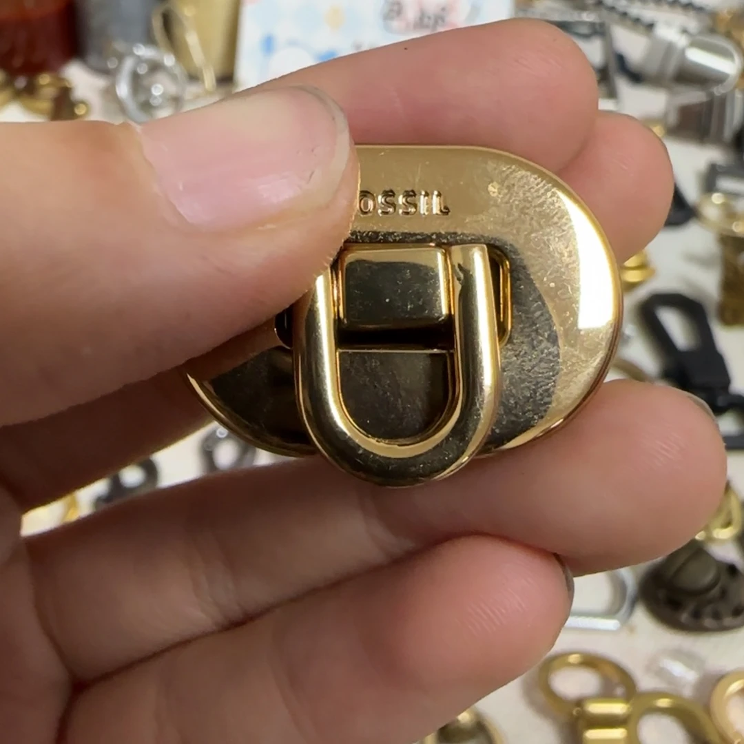 化石折锁12元2个.