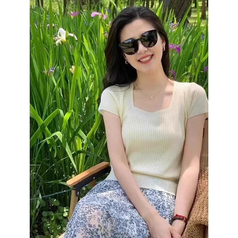 芊芊芙杏色方领冰丝针织衫短袖t恤女夏季2025新款短款正肩上衣