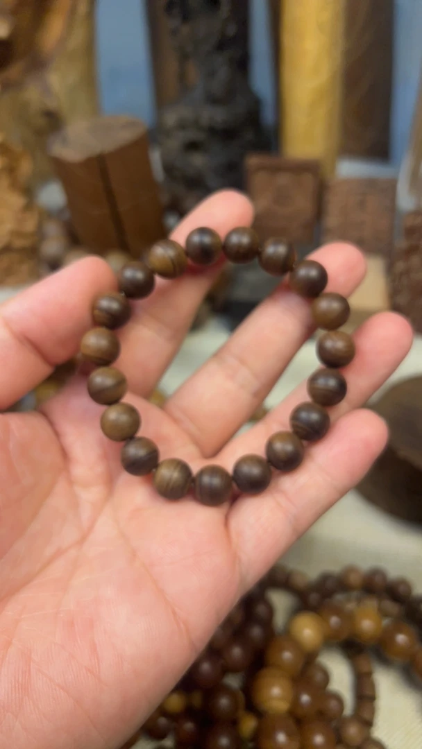 老山檀香10圆株奶香