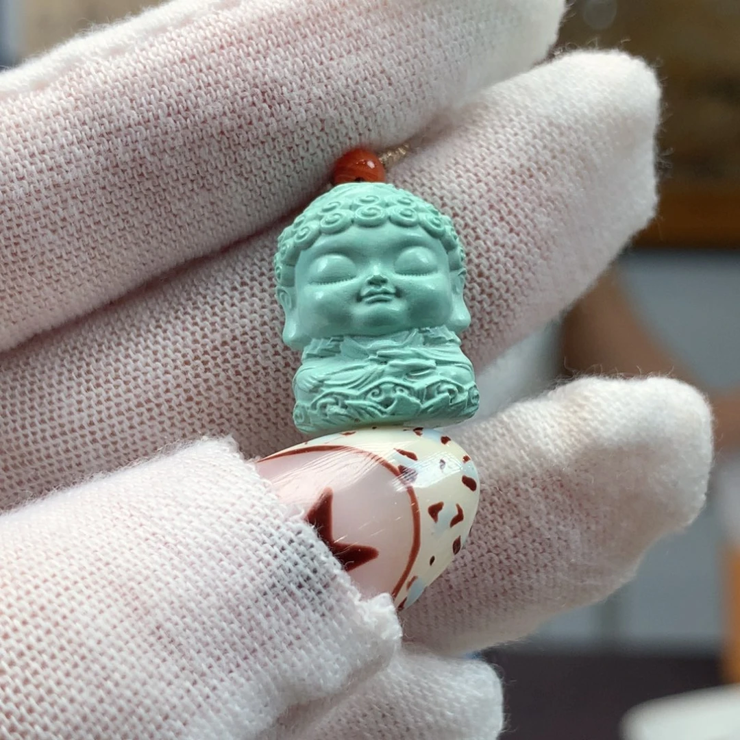 绿松石未镶嵌挂件