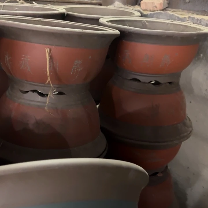 花盆紫砂88-2。   红